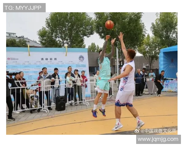 姚明的篮球传奇与戏曲艺术交融之美探讨 姚明的篮球传奇与戏曲艺术交融之美探讨