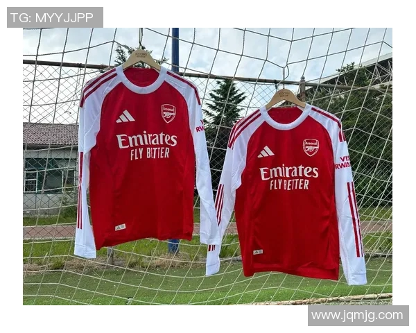 冬季时尚指南足球明星冬装穿搭技巧与潮流推荐 冬季时尚指南足球明星冬装穿搭技巧与潮流推荐