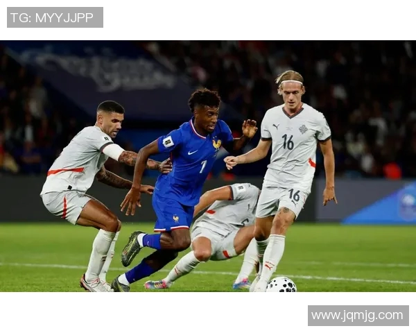 白人高个子足球明星的传奇之路与荣耀时刻揭秘