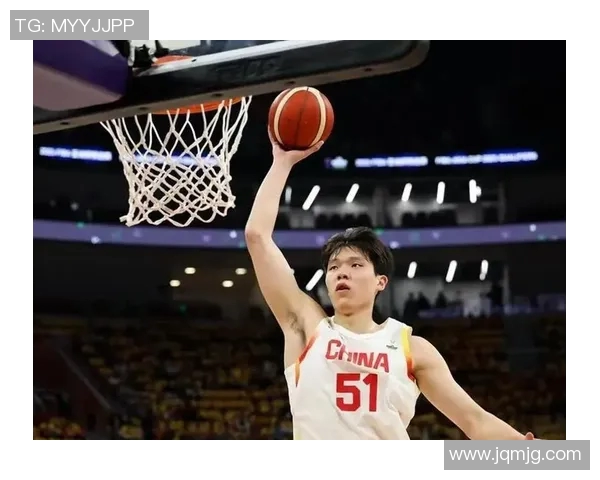 一米七七的篮球明星背后的故事与成就揭秘