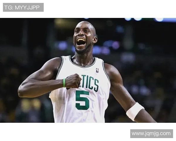 篮球界传奇球星排行榜揭晓谁将成为历史最佳球员的争夺者